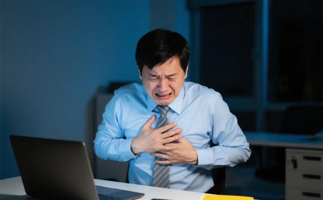 救命信号写在脸上！出现这3种“异样”，立刻警惕致命病