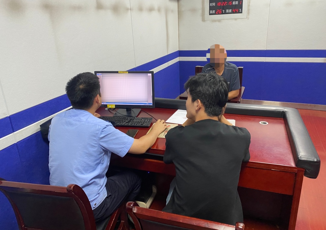 张某某等3人，非法倾倒垃圾被处以行政拘留！