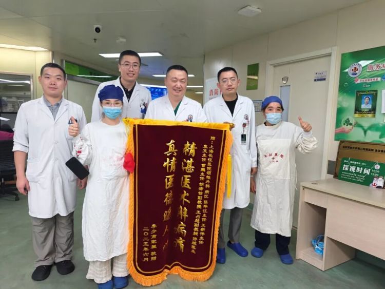 “身首离断”患者被救回！中国医生挑战“不可能”