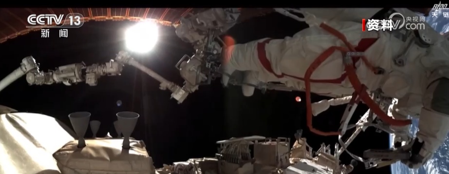 “3年15次”→“4年20次”！第二代“飞天”舱外航天服家族有哪些成员？| 科普新款舱外服