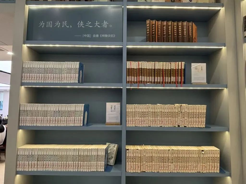 图书馆“留言本”出圈背后：有温度的公共服务何以向更多人延伸