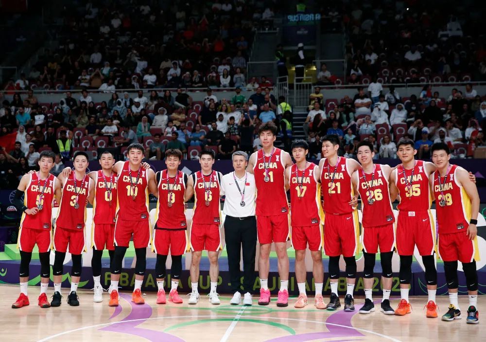 中国篮协主席郭振明：中国男篮这个集体“很可爱”