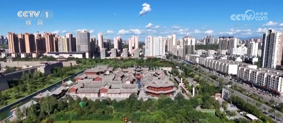 天蓝、地绿、水清共绘多彩生态画卷 生态治理擦亮城市名片 | 看见美丽中国