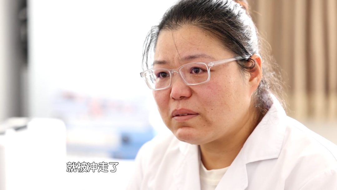 追忆于鸿庆医生的最后瞬间……“你扶住了，我抓着你呢”