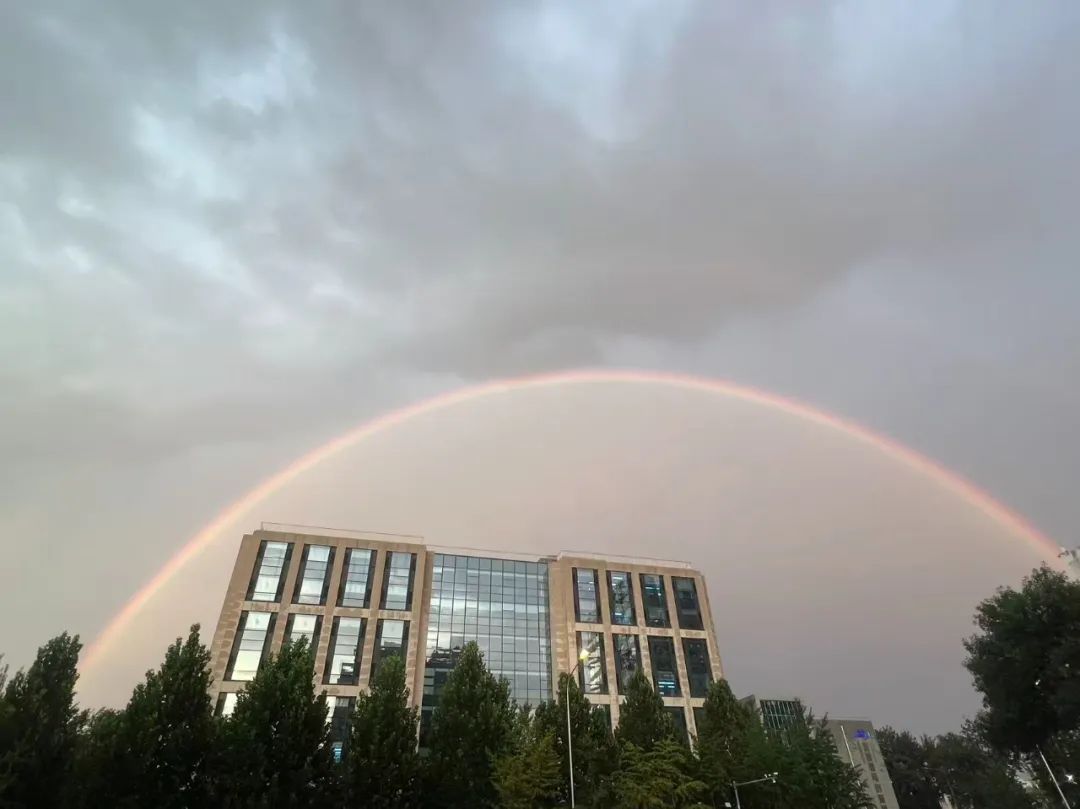 北京雨后惊现双彩虹！多图！转发收藏