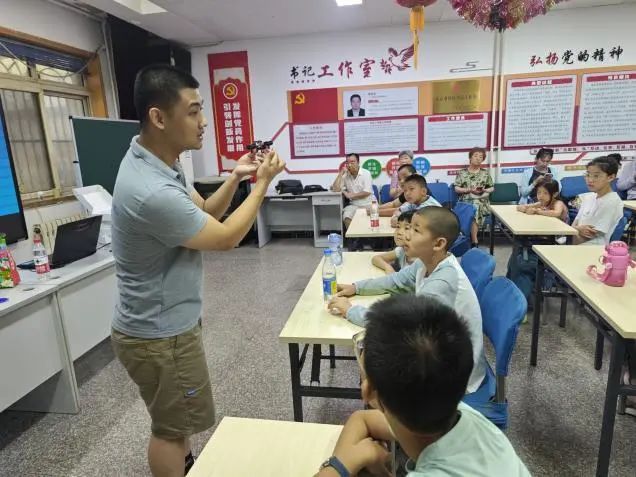 暑期青少年科普 | “童心飞翔 科技相伴”—— 白菜湾社区暑期青少年无人机科普活动纪实