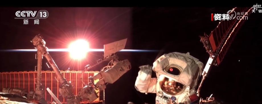 “3年15次”→“4年20次”！第二代“飞天”舱外航天服家族有哪些成员？| 科普新款舱外服