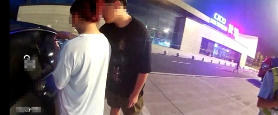 小情侣自驾来杭州漂流，半夜在高速上完厕所蒙了！“我们只能回南京…”