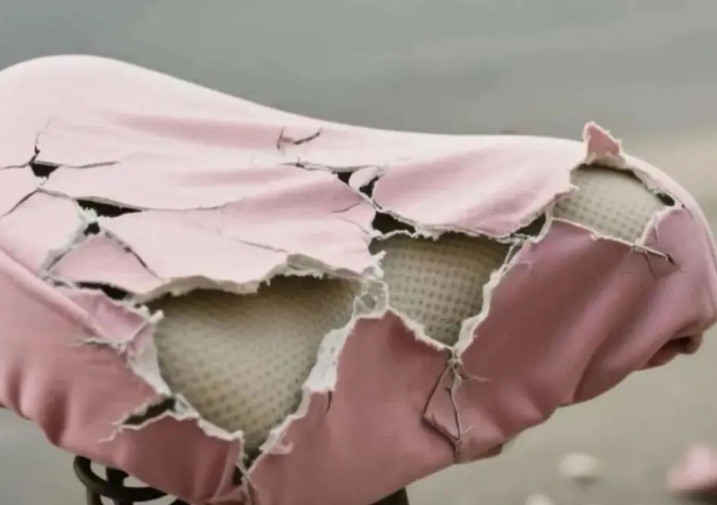 用AI伪造商品毁损图恶意退款？涉嫌违法！