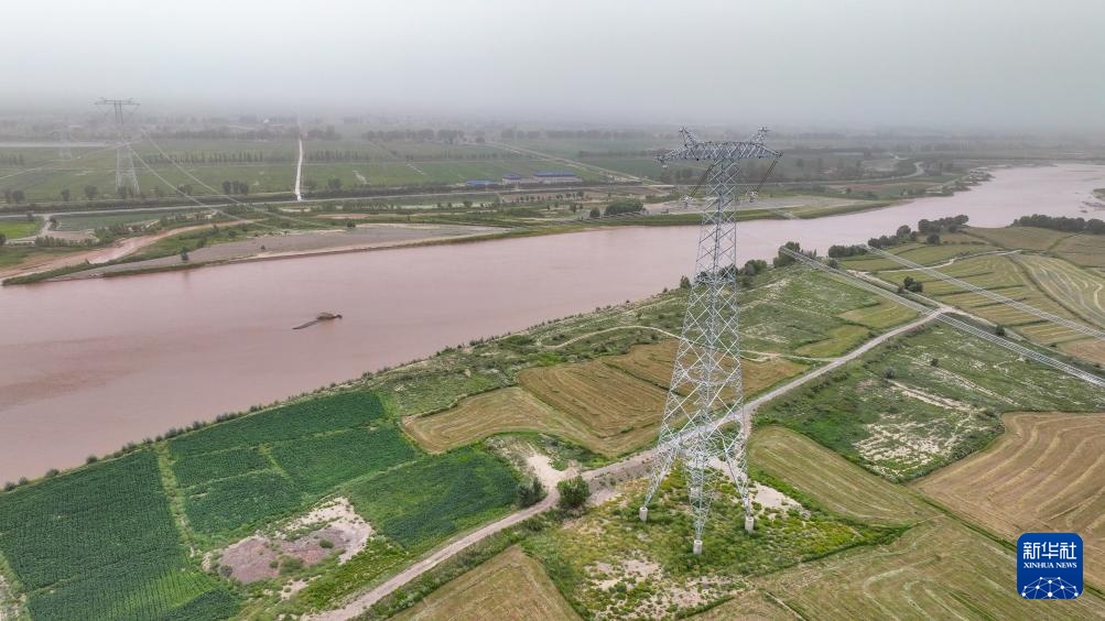 新华全媒+丨宁夏—湖南±800千伏特高压直流输电工程投产送电