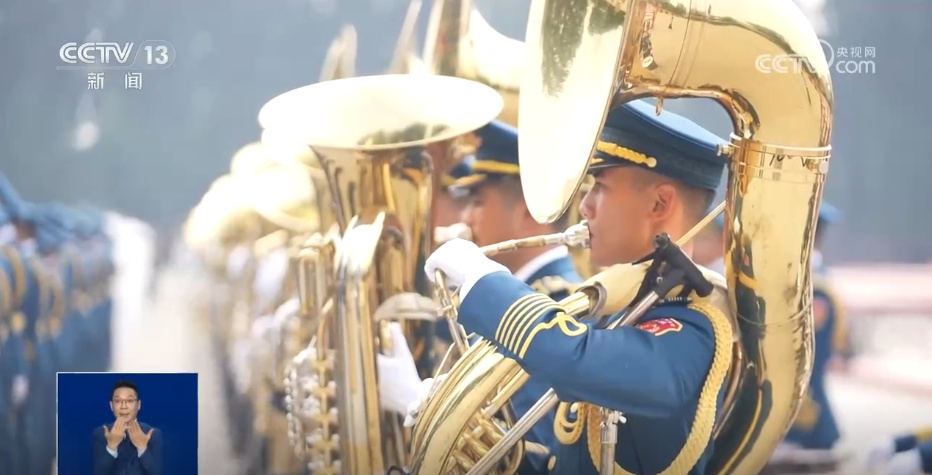 探访九三阅兵训练场 | 联合军乐团：创作多首新曲目 女子军鼓队再次亮相
