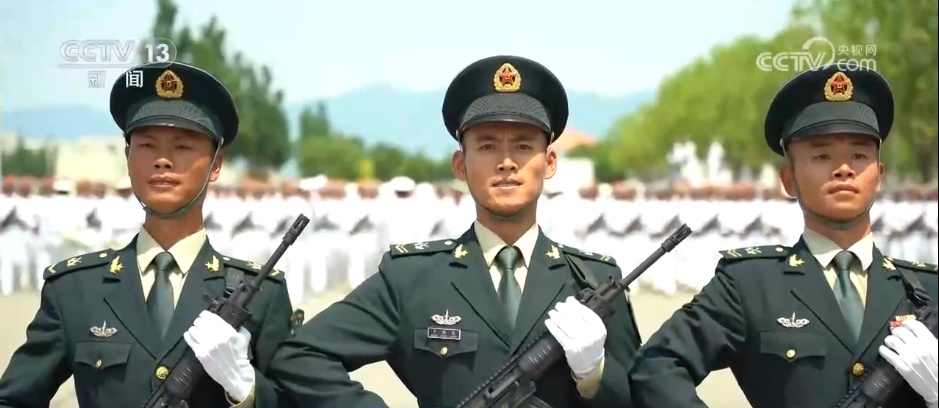 北斗定位、模拟仿真、定制式训练计划……看阅兵训练场里的“科技范儿” 北斗定位、模拟仿真、定制式训练计划……看阅兵训练场里的“科技范儿”