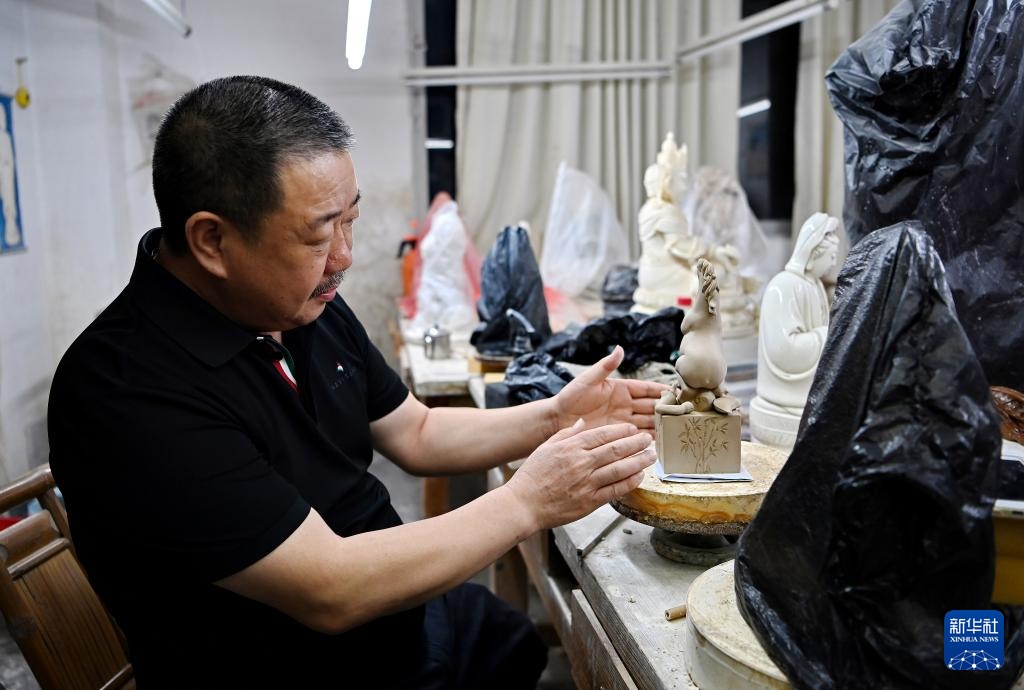 中国白·德化瓷 出口步伐加快