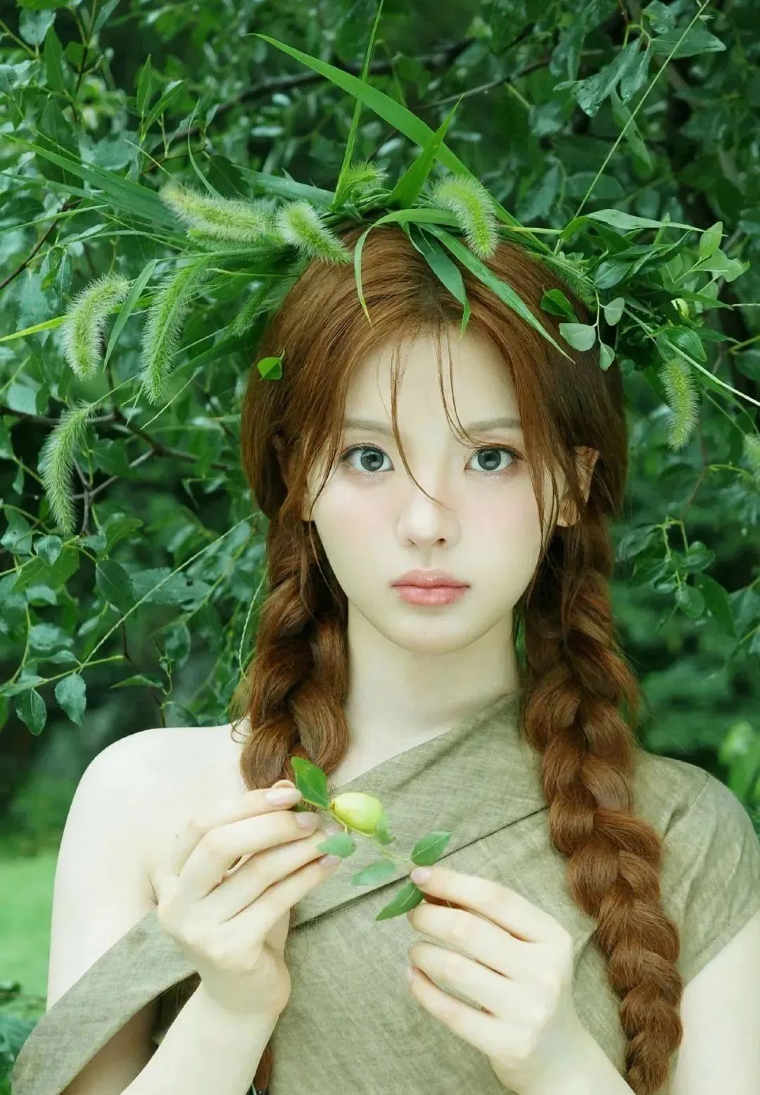 知名女演员自曝“近视700度”，需长期佩戴隐形眼镜！重要提醒：近视别超过这个度数，严重可致失明