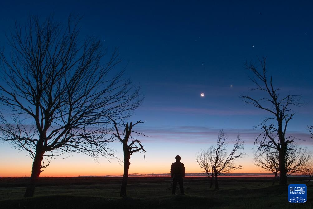 星空相册｜金星、木星“联袂”出演“双星伴月”