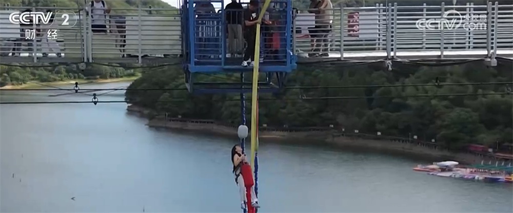 新供给激发夏日文旅消费新动能 暑期市场释放高质量发展“新”潜力 新供给激发夏日文旅消费新动能 暑期市场释放高质量发展“新”潜力