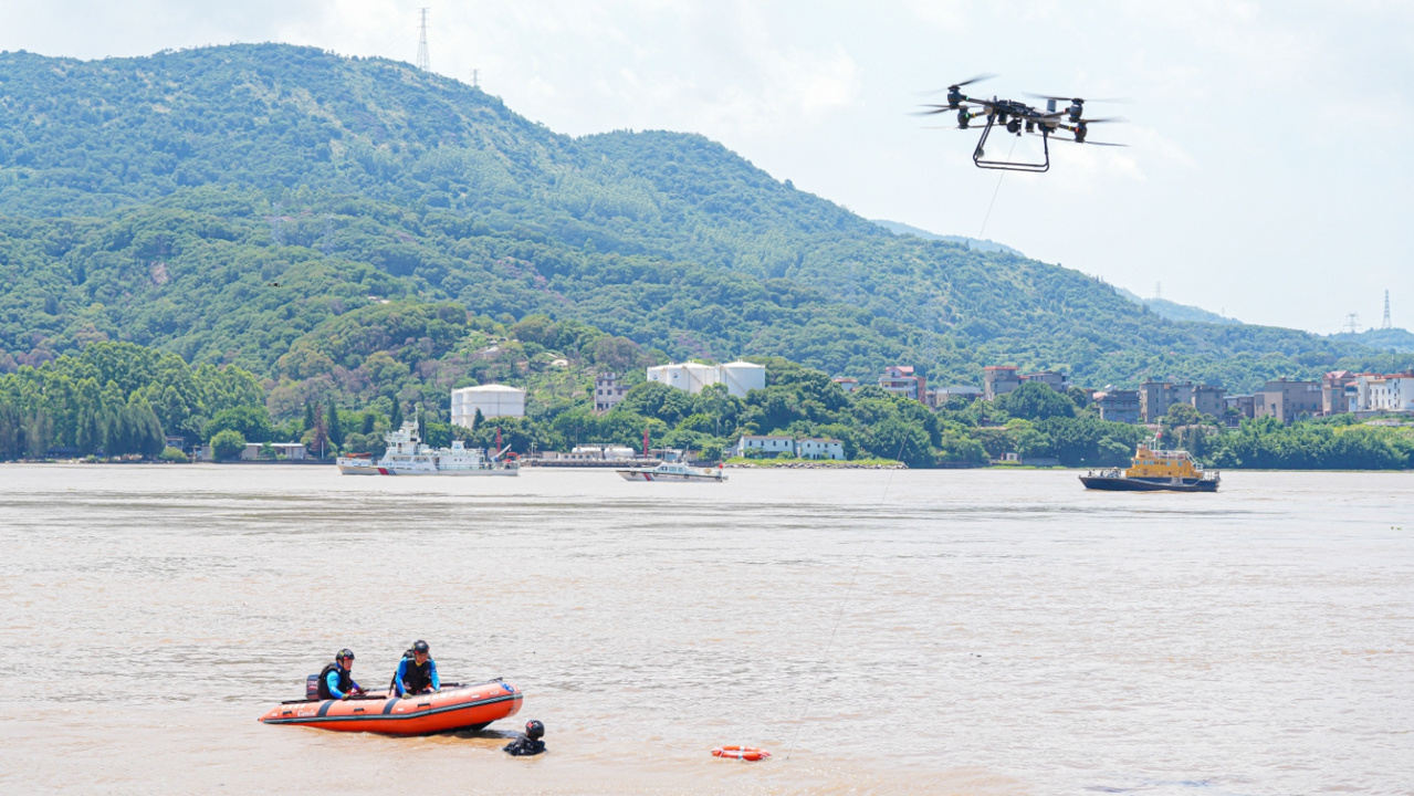 福建福州:科技赋能执法 守护闽江碧波安澜 福建福州:科技赋能执法 守护闽江碧波安澜