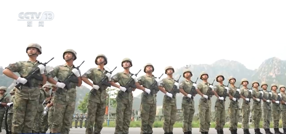 北斗定位、模拟仿真、定制式训练计划……看阅兵训练场里的“科技范儿” 北斗定位、模拟仿真、定制式训练计划……看阅兵训练场里的“科技范儿”