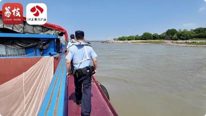 疑似有人溺水!他紧急赶到,发现...... 疑似有人溺水!他紧急赶到,发现......