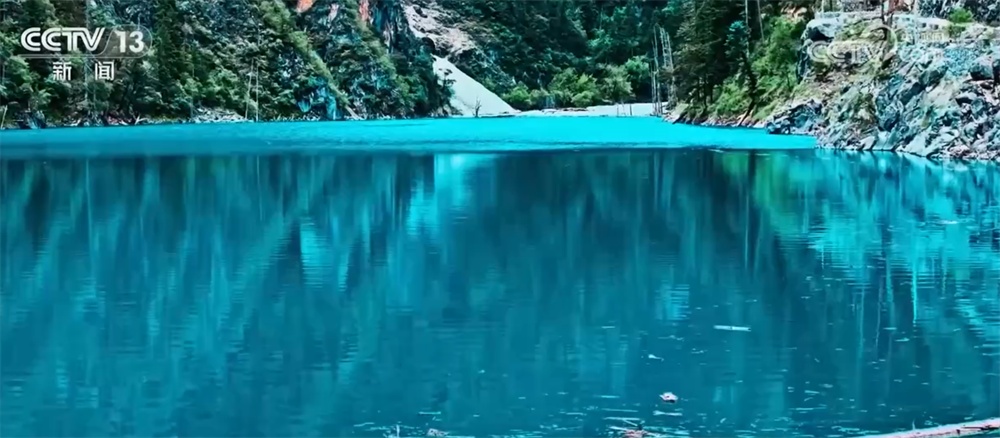 从“伤疤”到“财富”、从“砍”到“看” 绿水青山让百姓吃上“旅游饭” 从“伤疤”到“财富”、从“砍”到“看” 绿水青山让百姓吃上“旅游饭”