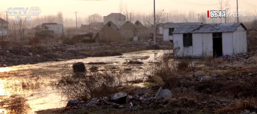 从“伤疤”到“财富”、从“砍”到“看” 绿水青山让百姓吃上“旅游饭” 从“伤疤”到“财富”、从“砍”到“看” 绿水青山让百姓吃上“旅游饭”