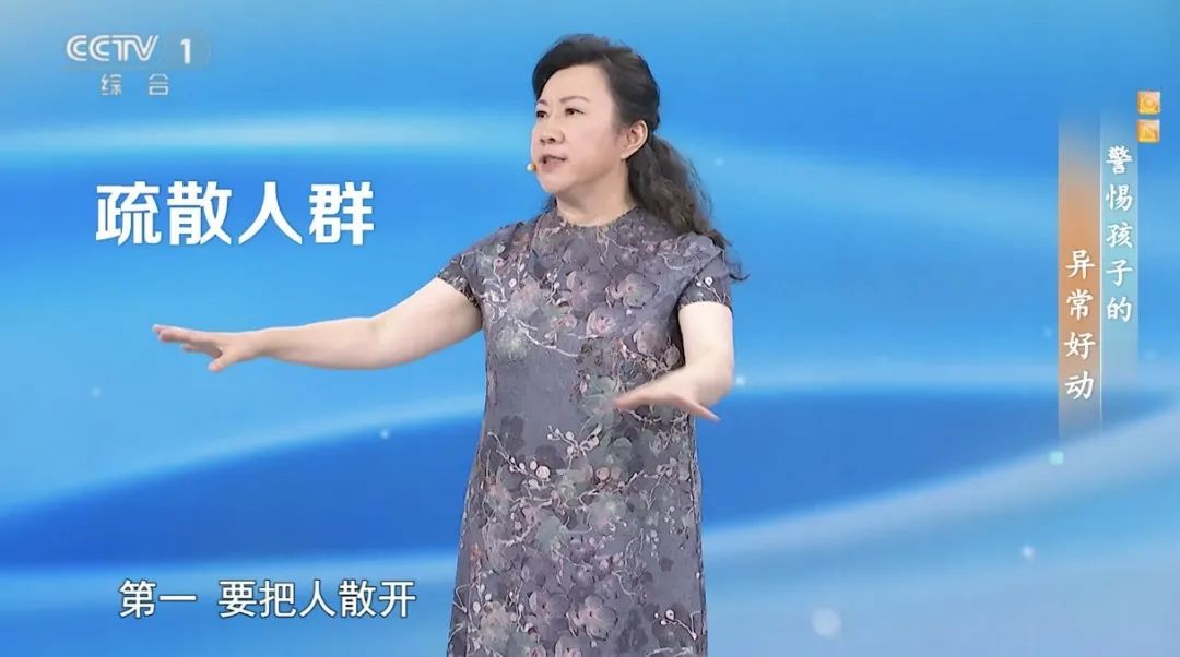 孩子只是“调皮”，长大就好了？如果有这3个表现，建议及时就医！