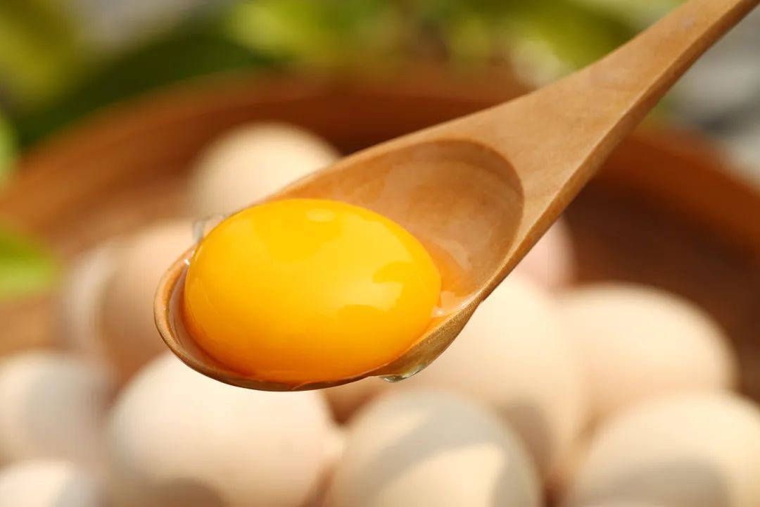 鸡蛋每周吃够这个量，心脏血管都受益！还能降低这两种慢病风险，可惜很多人都没吃对