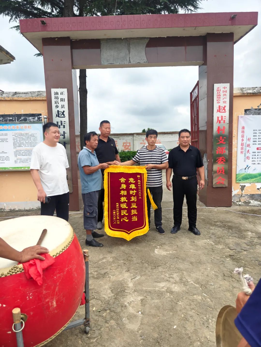 退役17年后，这个老兵接到了部队的电话……