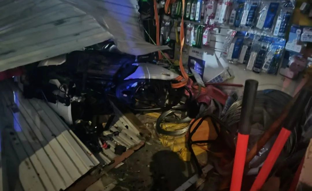 街头惊现“异形”电动车？当场查扣！