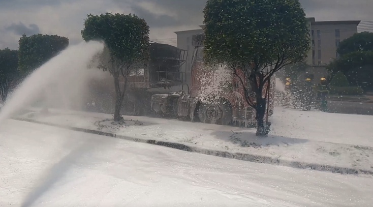 车辆也容易“上火”，司机朋友们一定提前防范