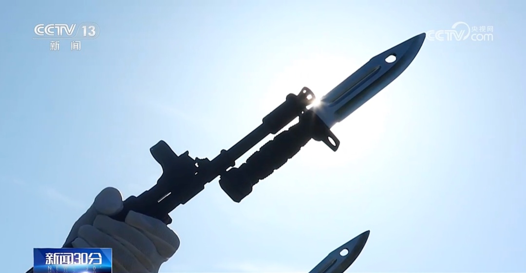 倒计时10天！最后一次综合演练圆满结束！画面公布，他们将第一个劈枪走过天安门