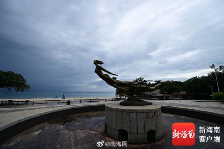 三亚发布台风红色预警，分批实行“五停一关”措施