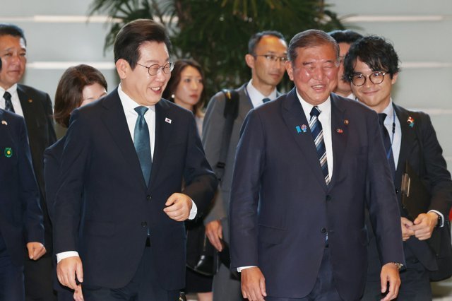 韩国内批李在明访日与石破茂会谈时对历史问题避而不谈，李在明回应