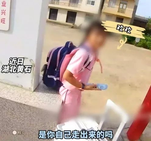 小朋友装着“委屈”离家出走，民警暖心解围：别吓孩子，她需要的是理解