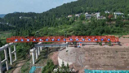 阆营高速预计明年底建成通车 阆营高速预计明年底建成通车