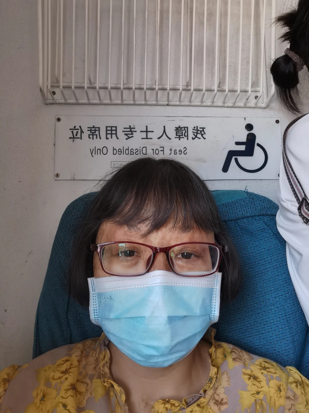 50岁阿姨烧伤致残后考取法学硕士！当事人：“人生，什么时候重新开始都不晚”