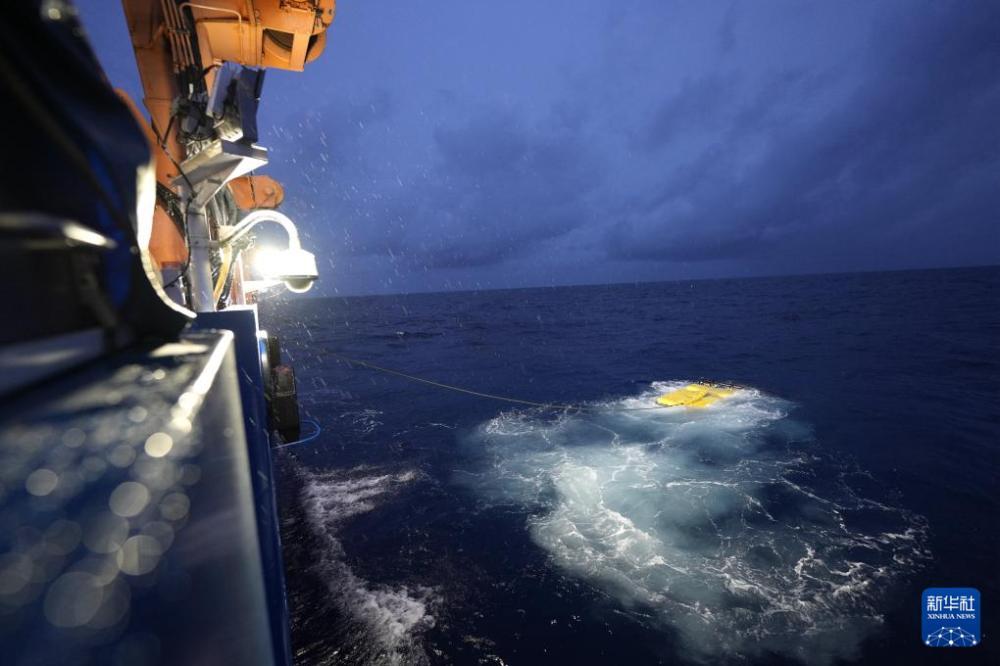 “海琴”号在南海成功海试