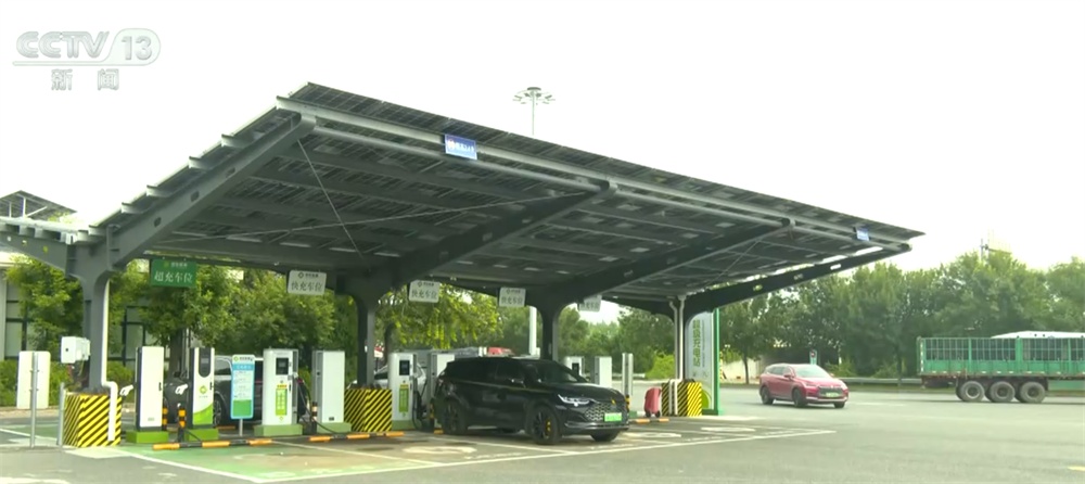 充1秒跑1公里、自行车秒变“电动车” 从新发现透视中国“科技发展实力”