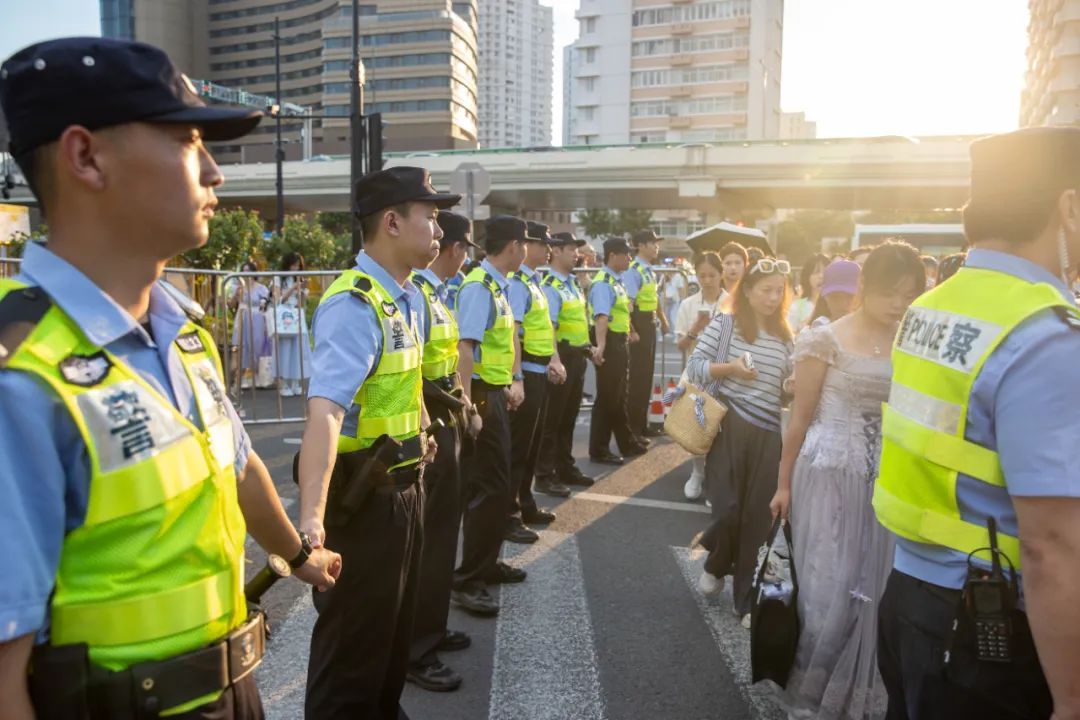 破解超人气演唱会保障难题 体现城市管理温度和水平
