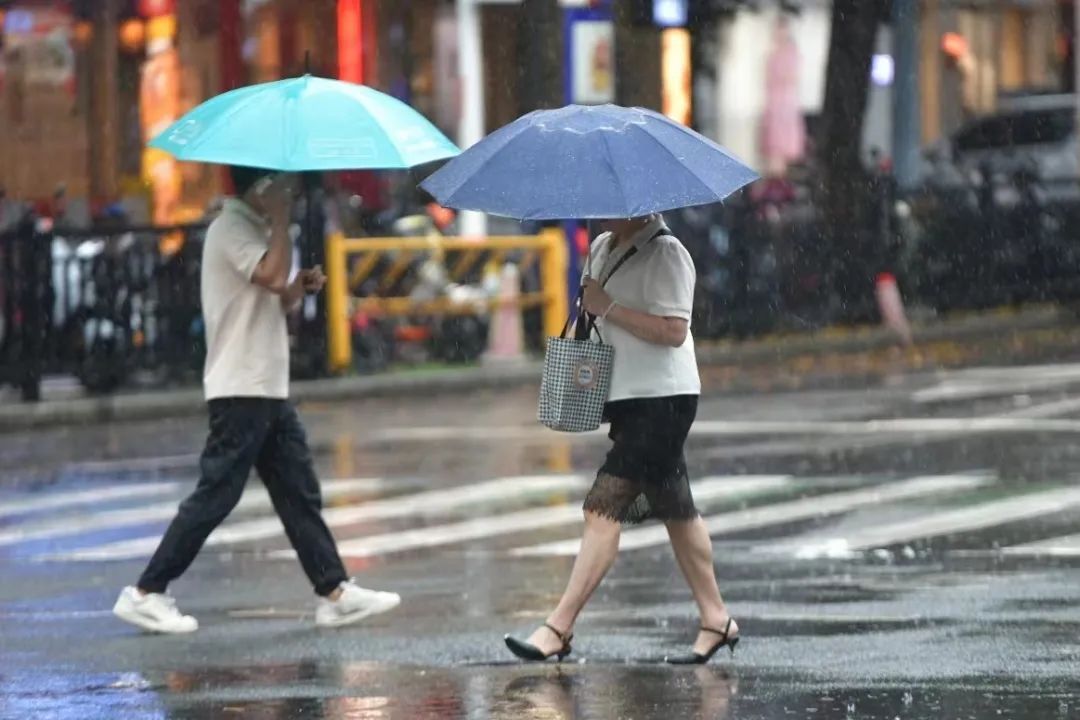 “剑鱼”影响继续,广州未来一周雷雨排满 “剑鱼”影响继续,广州未来一周雷雨排满