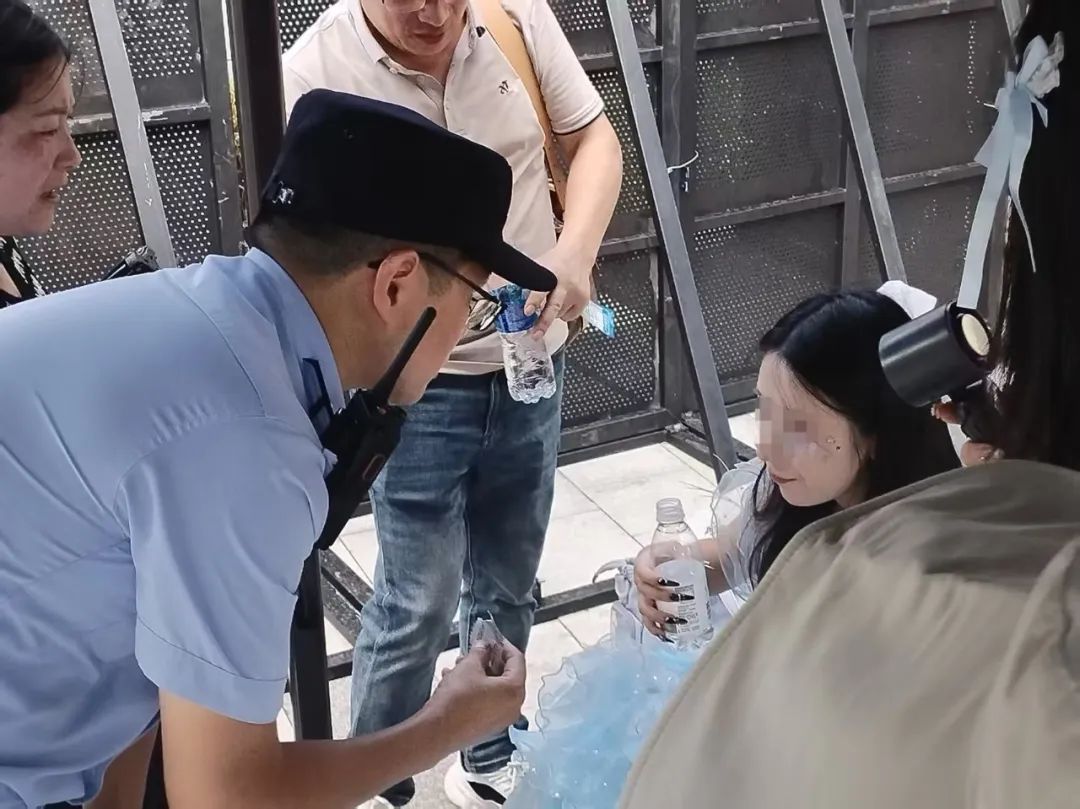 破解超人气演唱会保障难题 体现城市管理温度和水平