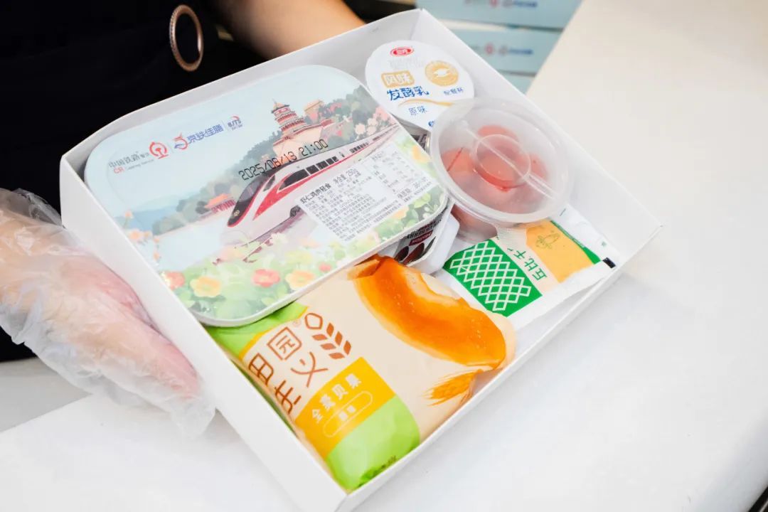 高铁轻食来了！都有啥？怎么订？