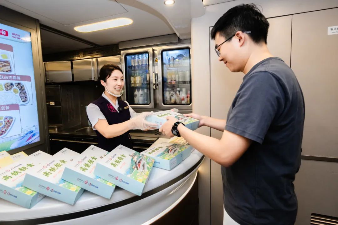 高铁轻食来了！都有啥？怎么订？