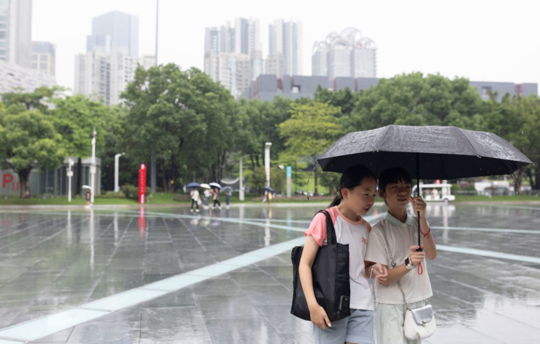 广州市8月雨量最大值破纪录！今明广州以多云天气为主，28日起雷雨又趋明显