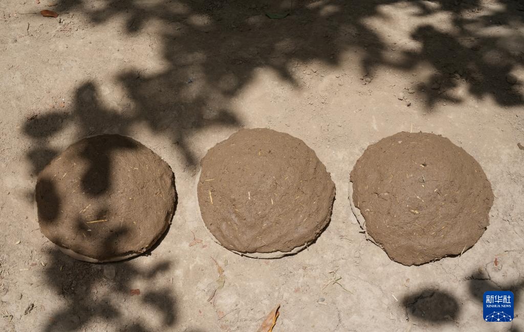 千年泥罐“康伽纳”:阿富汗人的葡萄保鲜智慧 千年泥罐“康伽纳”:阿富汗人的葡萄保鲜智慧