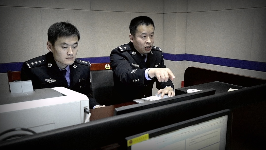 面对黑恶势力团伙的威胁，他这样回答