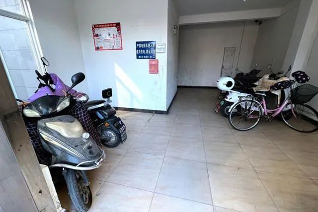 消防通道就是生命通道，千万别“添堵”！
