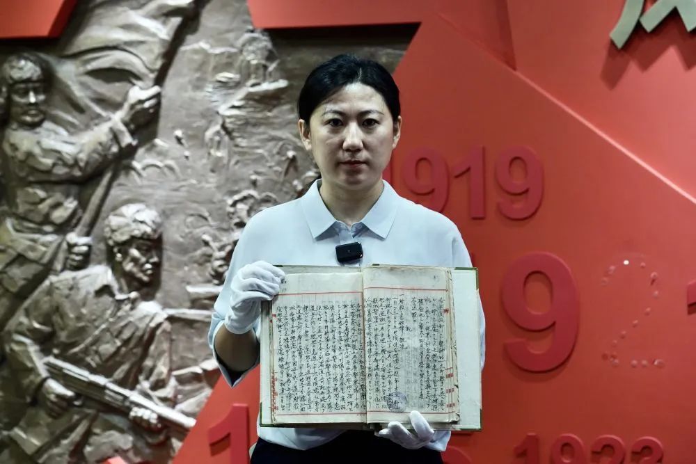 杨靖宇将军牺牲的确切时间地点确认，随身携带物品公布