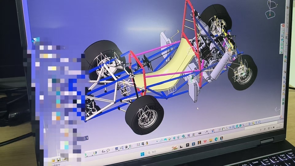 上百处焊接点连接口!长沙00后大学生手搓赛车,几位年轻人的赛车梦:追梦很开心 上百处焊接点连接口!长沙00后大学生手搓赛车,几位年轻人的赛车梦:追梦很开心