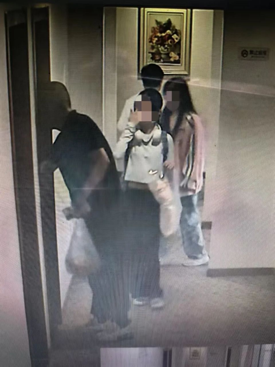 太恶劣!老师诱骗多名学生到酒店,上海警方:王某,依法批捕! 太恶劣!老师诱骗多名学生到酒店,上海警方:王某,依法批捕!